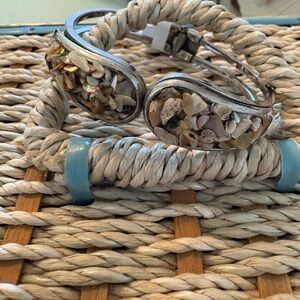 Shelled Hinged Bracelet